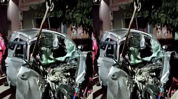 Collusion between truck and car in udham Singh nagar inspector died